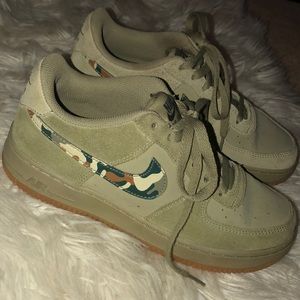 NIKE Camo AIRFORCE 1